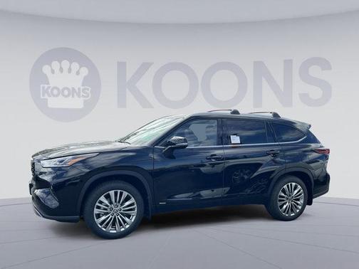 2025 Toyota Highlander Hybrid Platinum