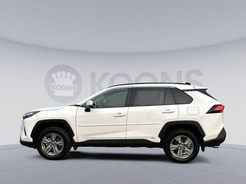 2024 Toyota RAV4 Hybrid XLE