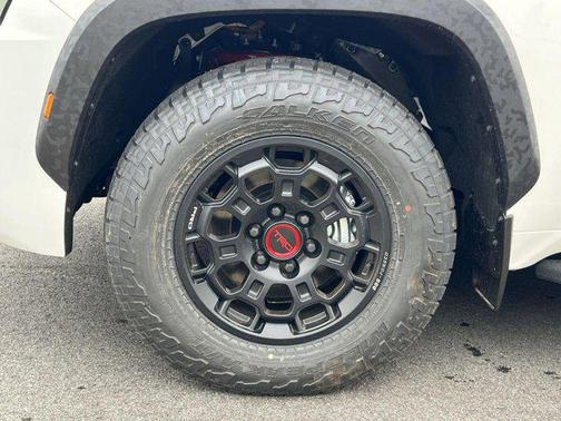 2025 Toyota Sequoia Base
