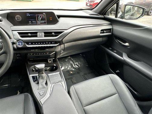 2022 Lexus UX 250h Base