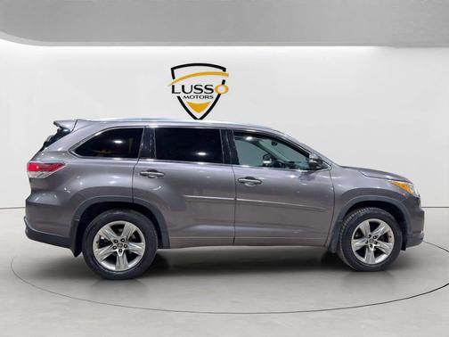 2016 Toyota Highlander Limited Platinum