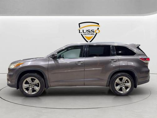 2016 Toyota Highlander Limited Platinum