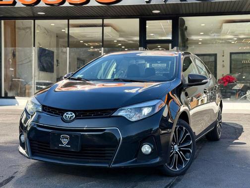 2015 Toyota Corolla S Plus