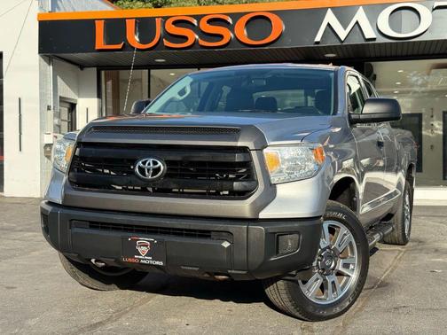 2014 Toyota Tundra SR5