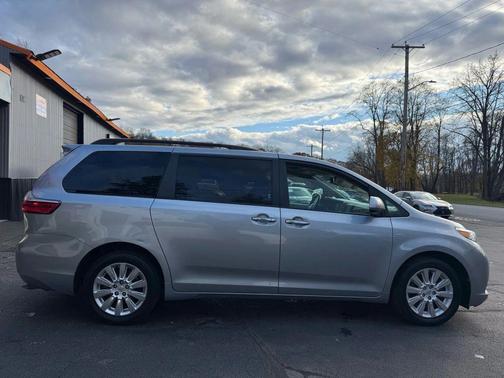 2016 Toyota Sienna Limited