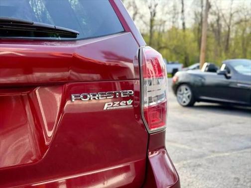 2015 Subaru Forester 2.5i Touring