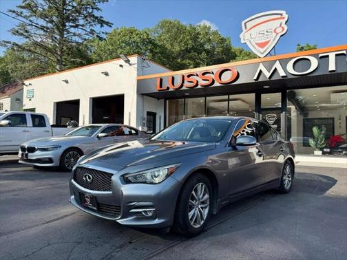 2015 INFINITI Q50 Premium