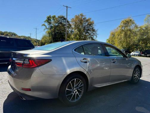 2016 Lexus ES 350 Base