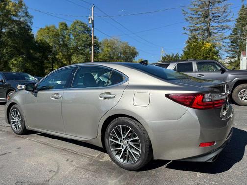 2016 Lexus ES 350 Base