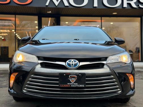 2017 Toyota Camry LE