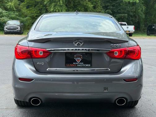 2015 INFINITI Q50 Sport