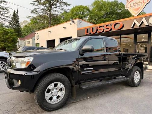 2013 Toyota Tacoma Base