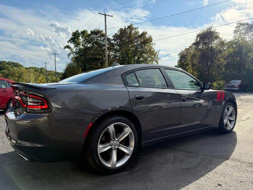 2016 Dodge Charger R/T