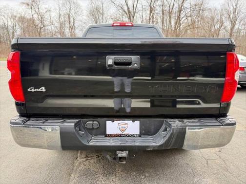 2018 Toyota Tundra SR5