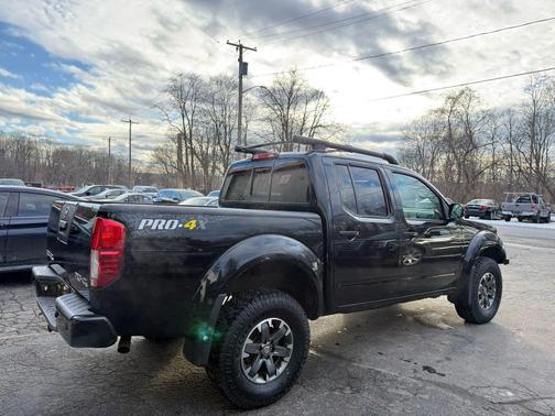 2017 Nissan Frontier PRO-4X