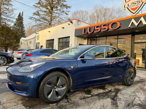 2020 Tesla Model 3 Standard Range