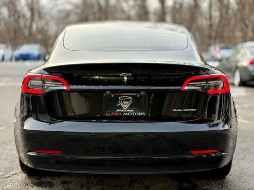 2020 Tesla Model 3 Long Range