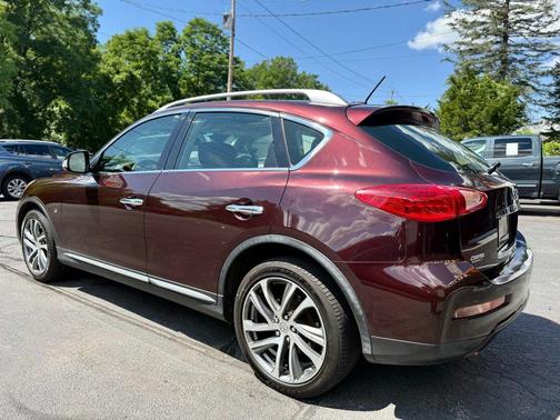 2017 INFINITI QX50 Base