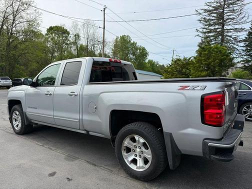 Silver Ice Metallic 2018 Chevrolet Silverado 1500 2LT