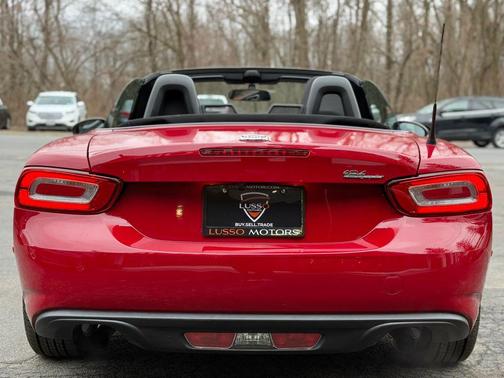 Red 2017 FIAT 124 Spider Base