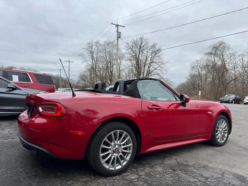 Red 2017 FIAT 124 Spider Base