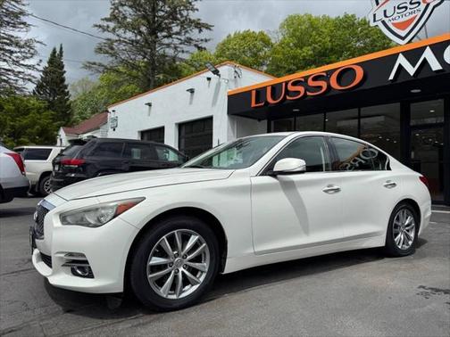 2014 INFINITI Q50 Premium