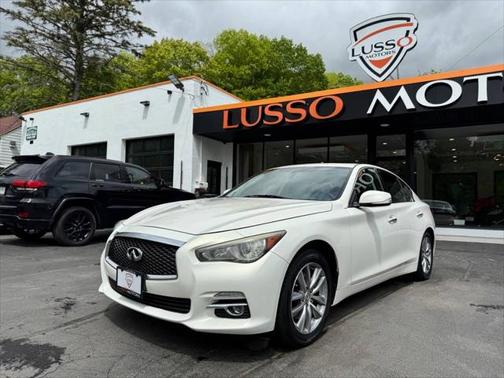 2014 INFINITI Q50 Premium