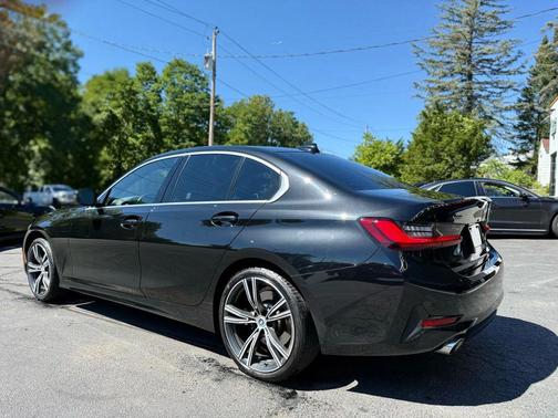 2022 BMW 330 xDrive
