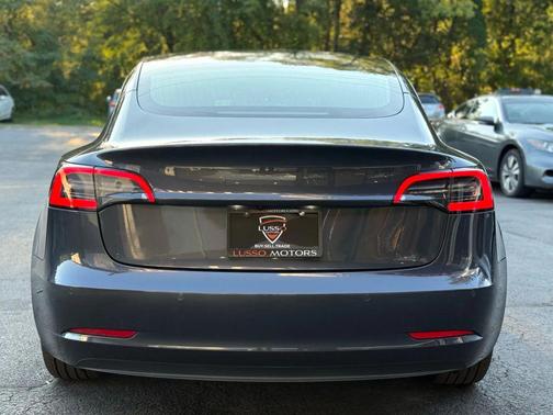 2020 Tesla Model 3 Standard Range
