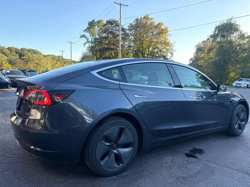 2020 Tesla Model 3 Standard Range