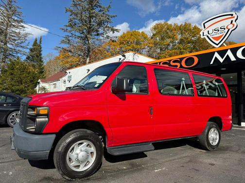 2014 Ford E350 Super Duty XL