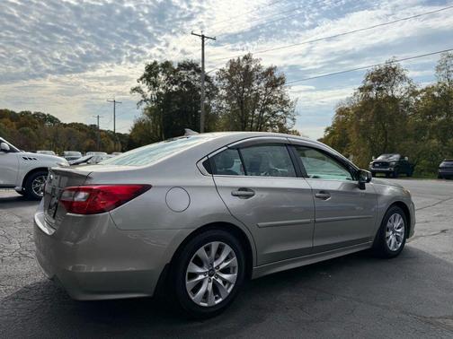 2016 Subaru Legacy Premium