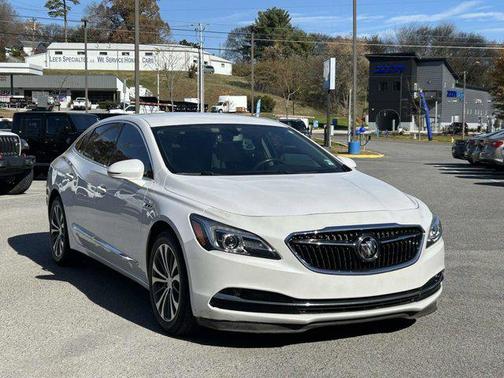 2018 Buick LaCrosse Essence