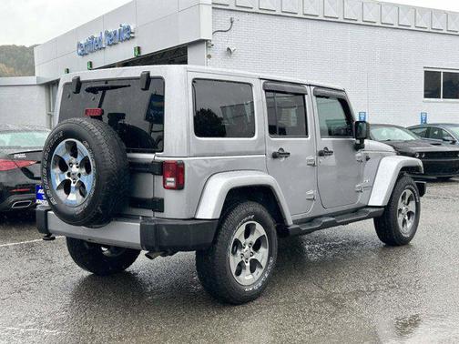 2017 Jeep Wrangler Unlimited Sahara
