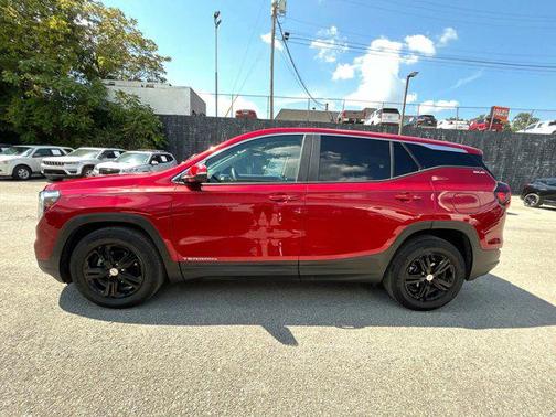 2023 GMC Terrain SLE