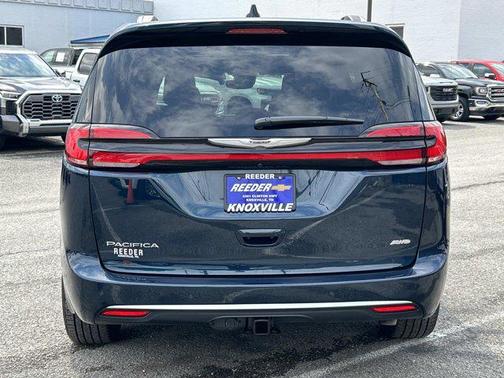 2025 Chrysler Pacifica L