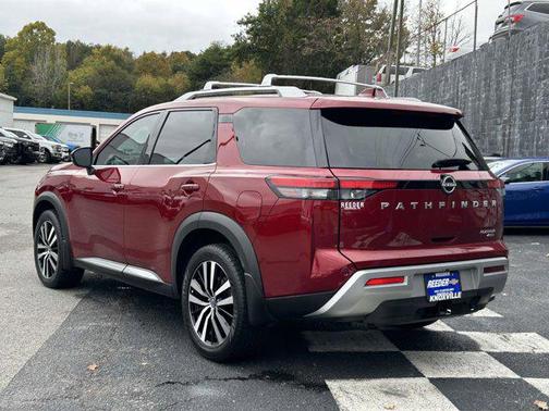 2024 Nissan Pathfinder Platinum 4WD
