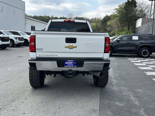 Summit White 2019 Chevrolet Silverado 2500 WT