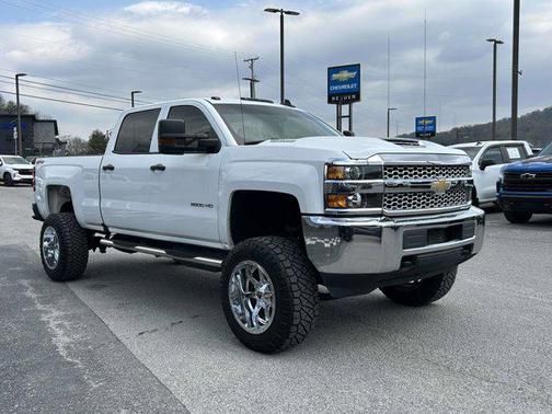 Summit White 2019 Chevrolet Silverado 2500 WT