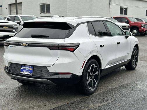 2025 Chevrolet Equinox EV LT