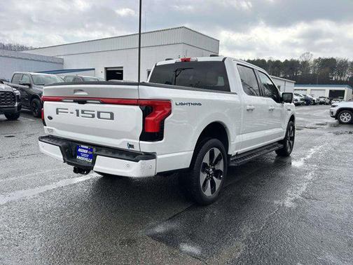 2023 Ford F-150 Lightning Platinum