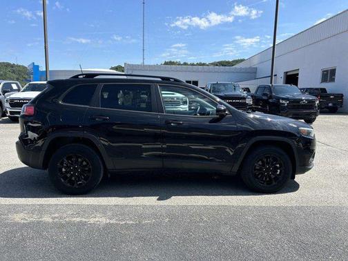 2023 Jeep Cherokee Altitude