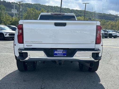 2026 Chevrolet Silverado 3500 LT