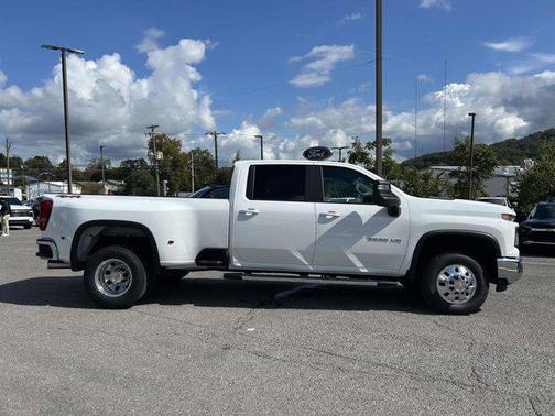 2026 Chevrolet Silverado 3500 LT