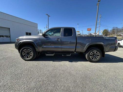 2022 Toyota Tacoma TRD Sport