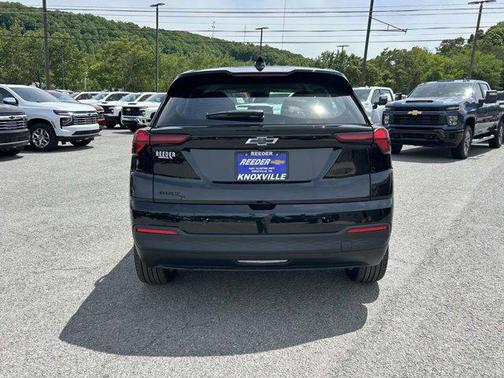Mosaic Black Metallic 2027 Chevrolet Bolt LT FWD