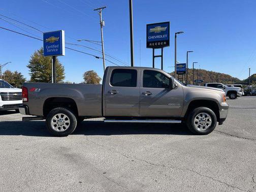 2013 GMC Sierra 2500 SLT