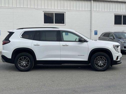 2025 GMC Acadia AWD Elevation