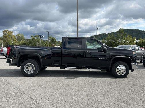 2026 Chevrolet Silverado 3500 LT