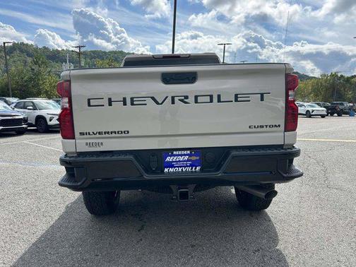 2026 Chevrolet Silverado 2500 Custom